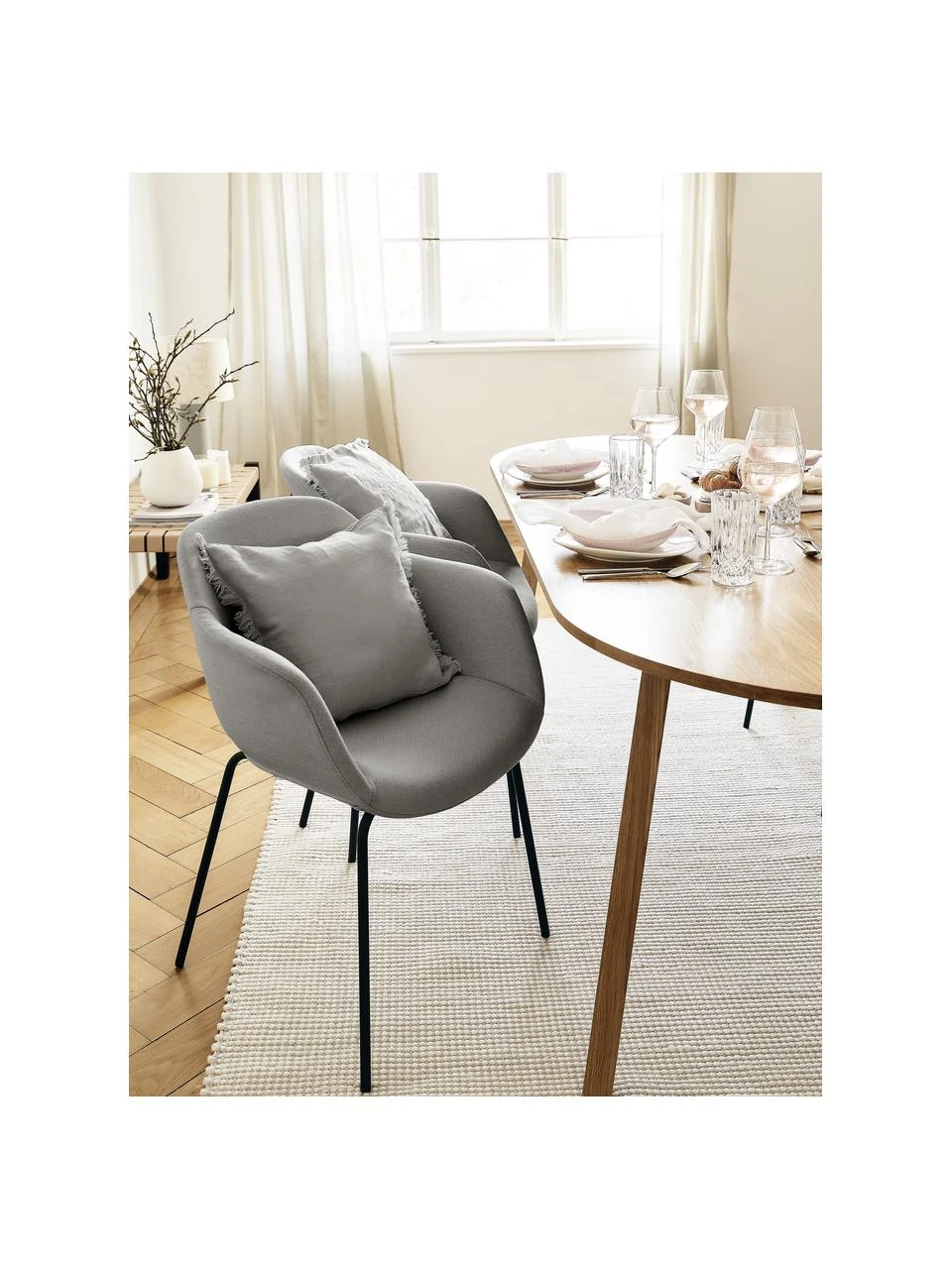 Westwing Collection Armlehnstuhl Fiji mit schmaler Sitzschale, B 58 x T 56 cm 4 Westwing Collection Armlehnstuhl Fiji mit schmaler Sitzschale, B 58 x T 56 cm – Bild 2