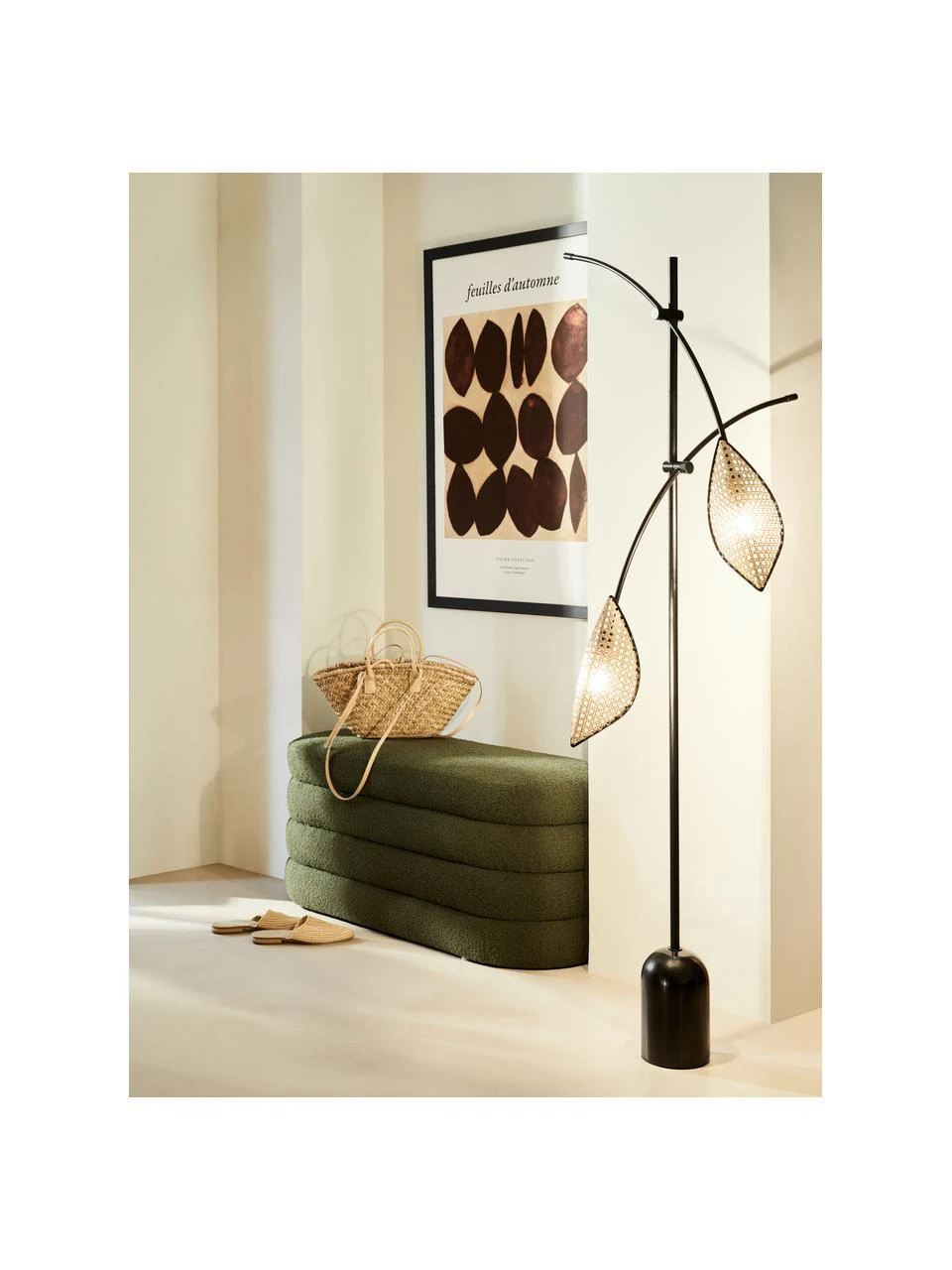 Westwing Collection Bouclé-Polsterbank Alto in Grün, B 110 x H 47 cm 4 Westwing Collection Bouclé-Polsterbank Alto in Grün, B 110 x H 47 cm – Bild 2