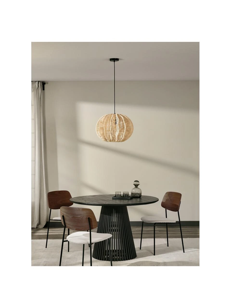 Westwing Collection Holzstühle Nadja mit gepolsterter Sitzfläche, 2 Stück, B 51 x T 52 cm 4 Westwing Collection Holzstühle Nadja mit gepolsterter Sitzfläche, 2 Stück, B 51 x T 52 cm – Bild 2