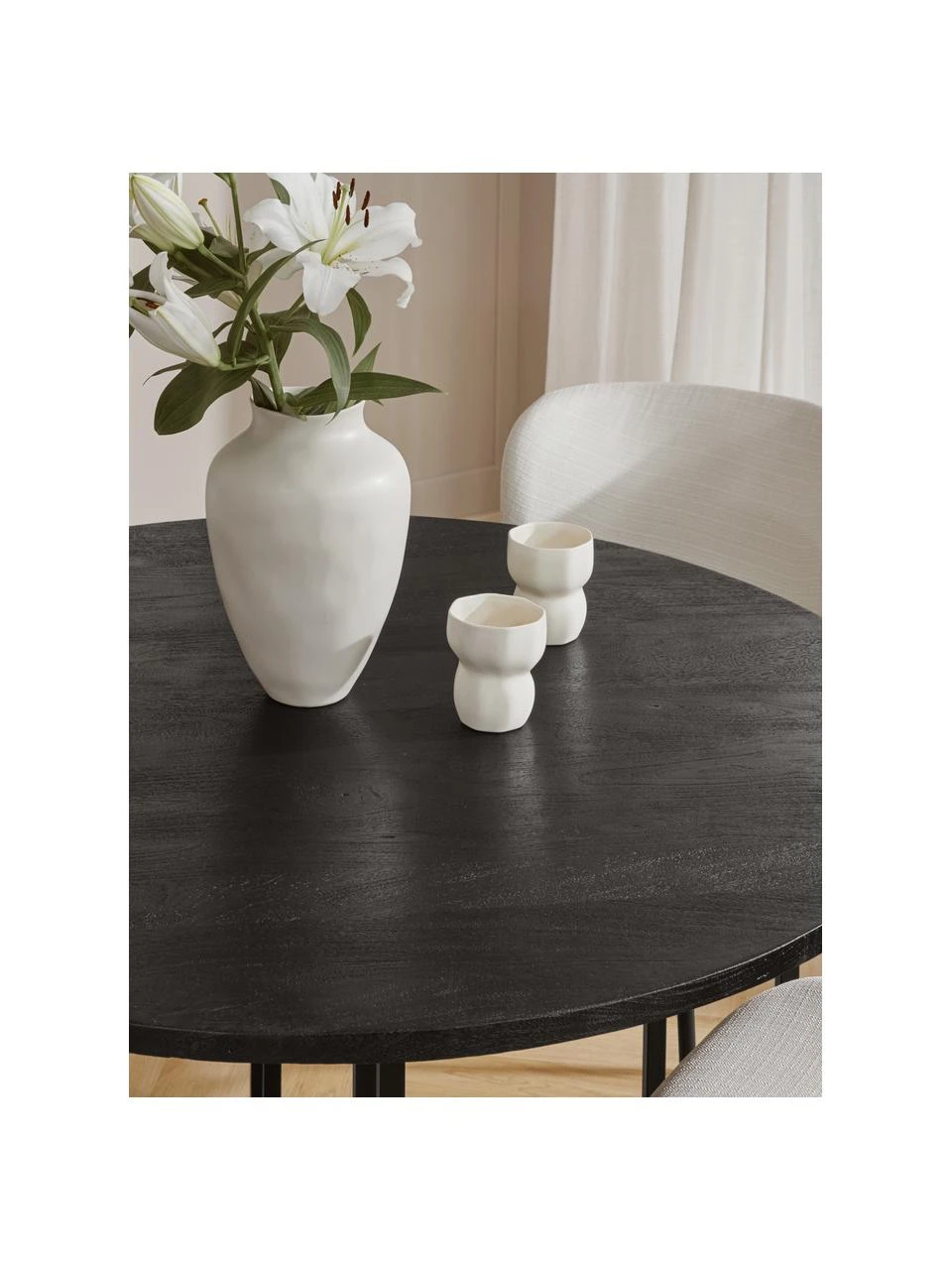 Westwing Collection Runder Esstisch Luca aus Mangoholz, in verschiedenen Größen, Ø 120 x H 75 cm 5 Westwing Collection Runder Esstisch Luca aus Mangoholz, in verschiedenen Größen, Ø 120 x H 75 cm – Bild 3